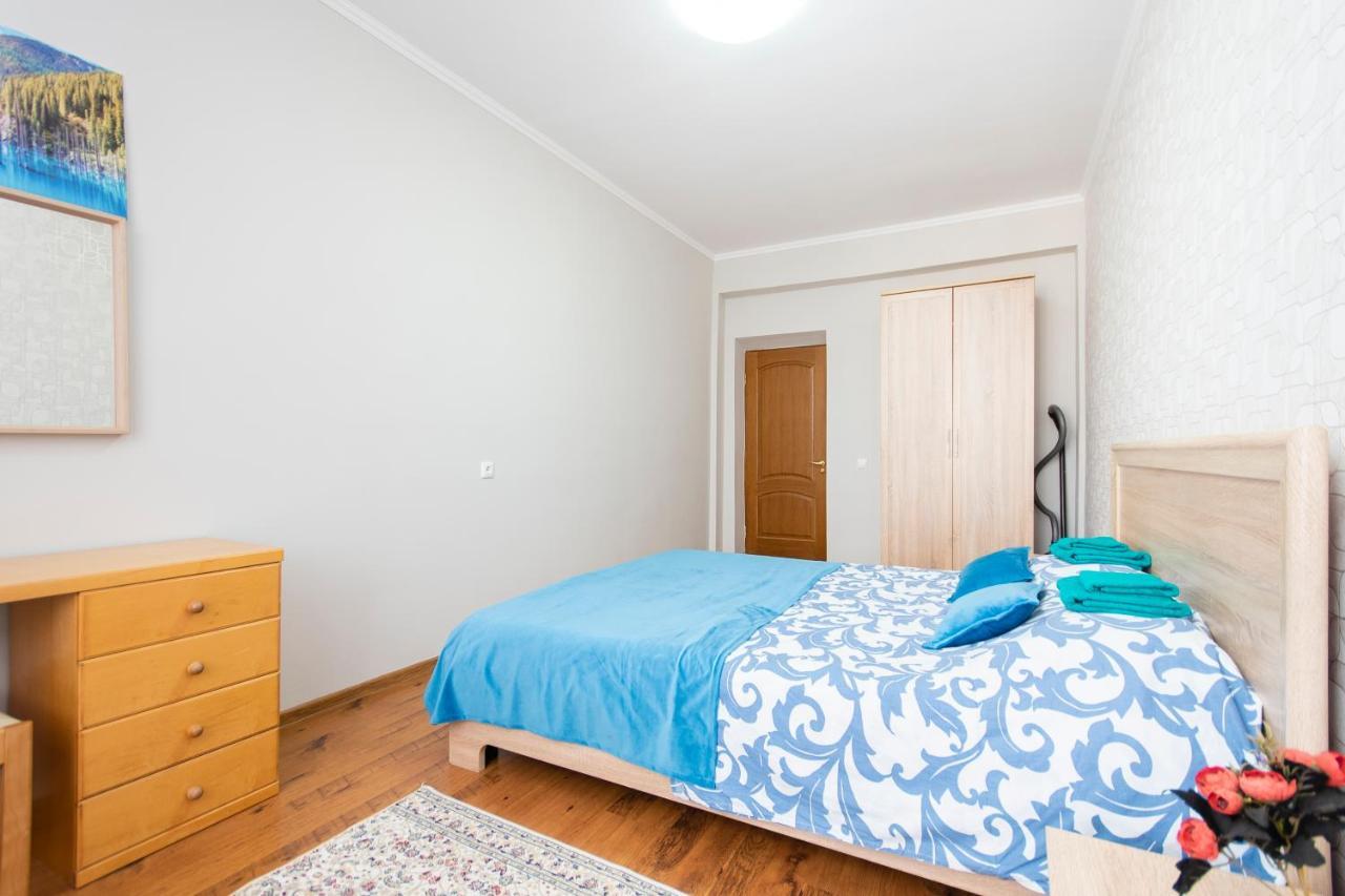 אלמטי Comfortable Apartment In The Golden Square. מראה חיצוני תמונה